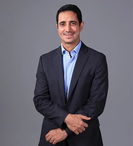 Dr. Lucas Fernandes, dermatologista